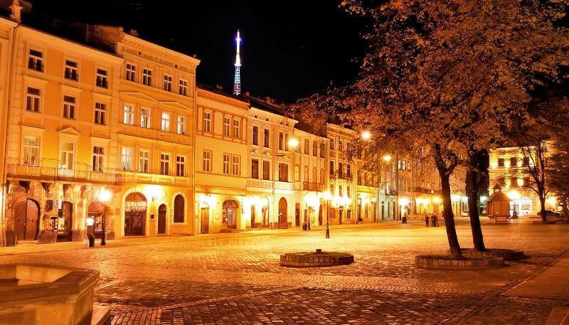 Romantic Apartment On Rynok Square With Air-Conditioning Lviv Dış mekan fotoğraf