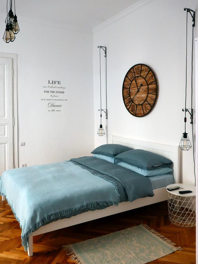 Romantic Apartment On Rynok Square With Air-Conditioning Lviv Dış mekan fotoğraf