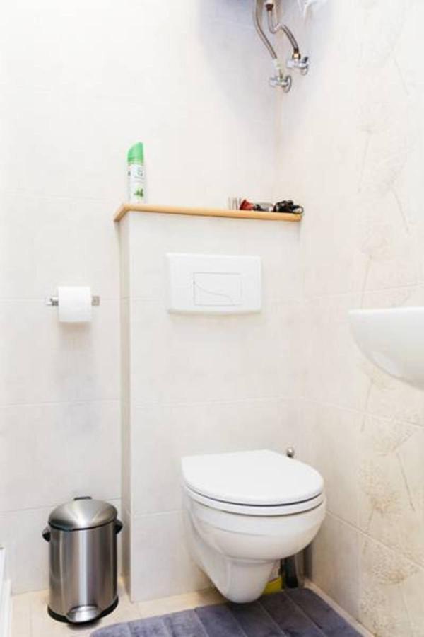 Romantic Apartment On Rynok Square With Air-Conditioning Lviv Oda fotoğraf